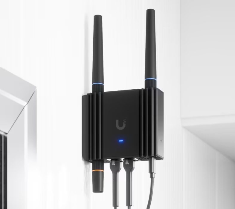 Obrázek Ubiquiti UMR-Ultra - Mobile Router Ultra